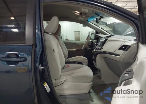 2011 Toyota Sienna Le V6 from USA, damaged, VIN 5TDKK3DC5BS167608